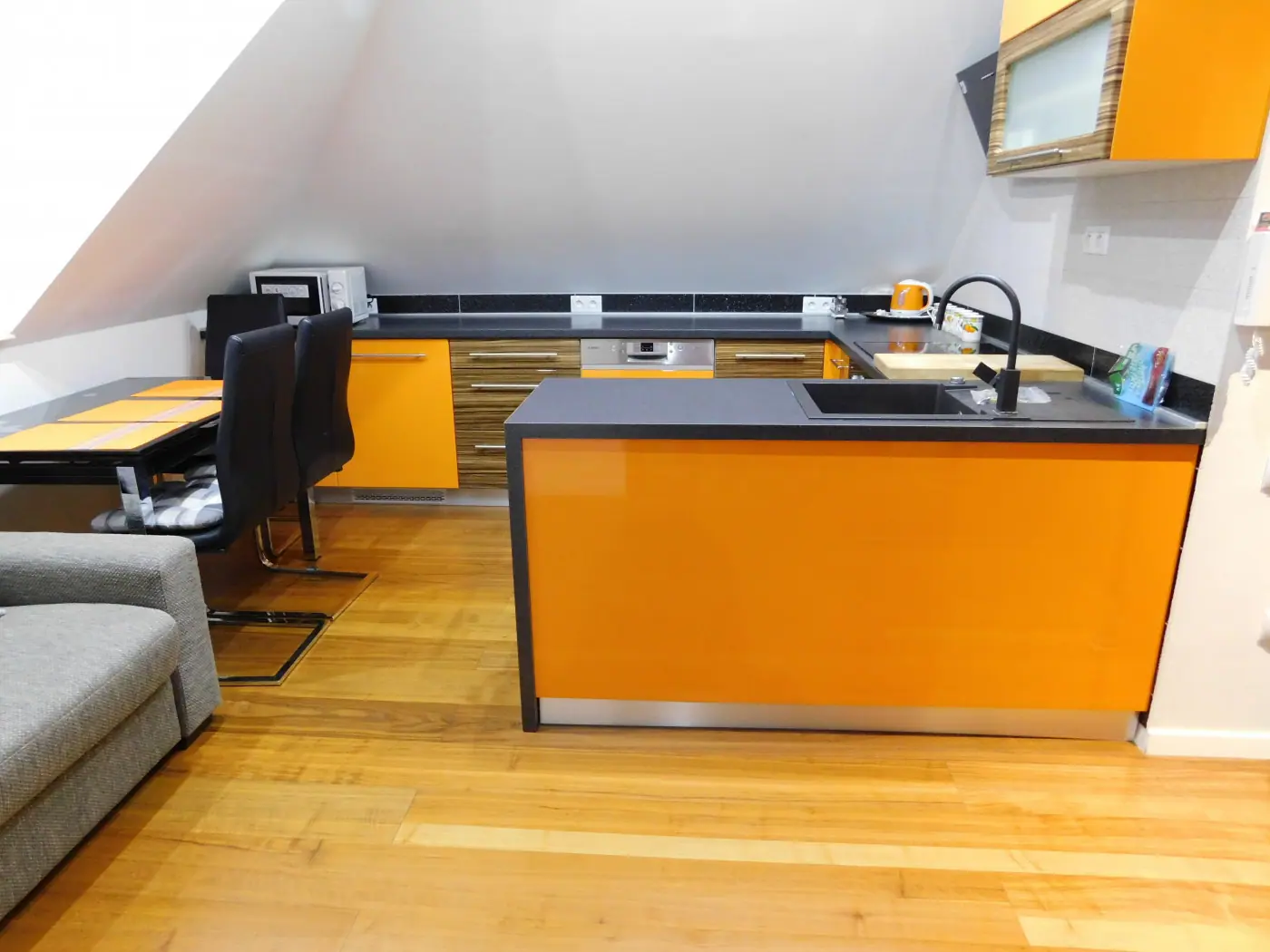 Apartmán č. 2 Deluxe – kuchynská linka