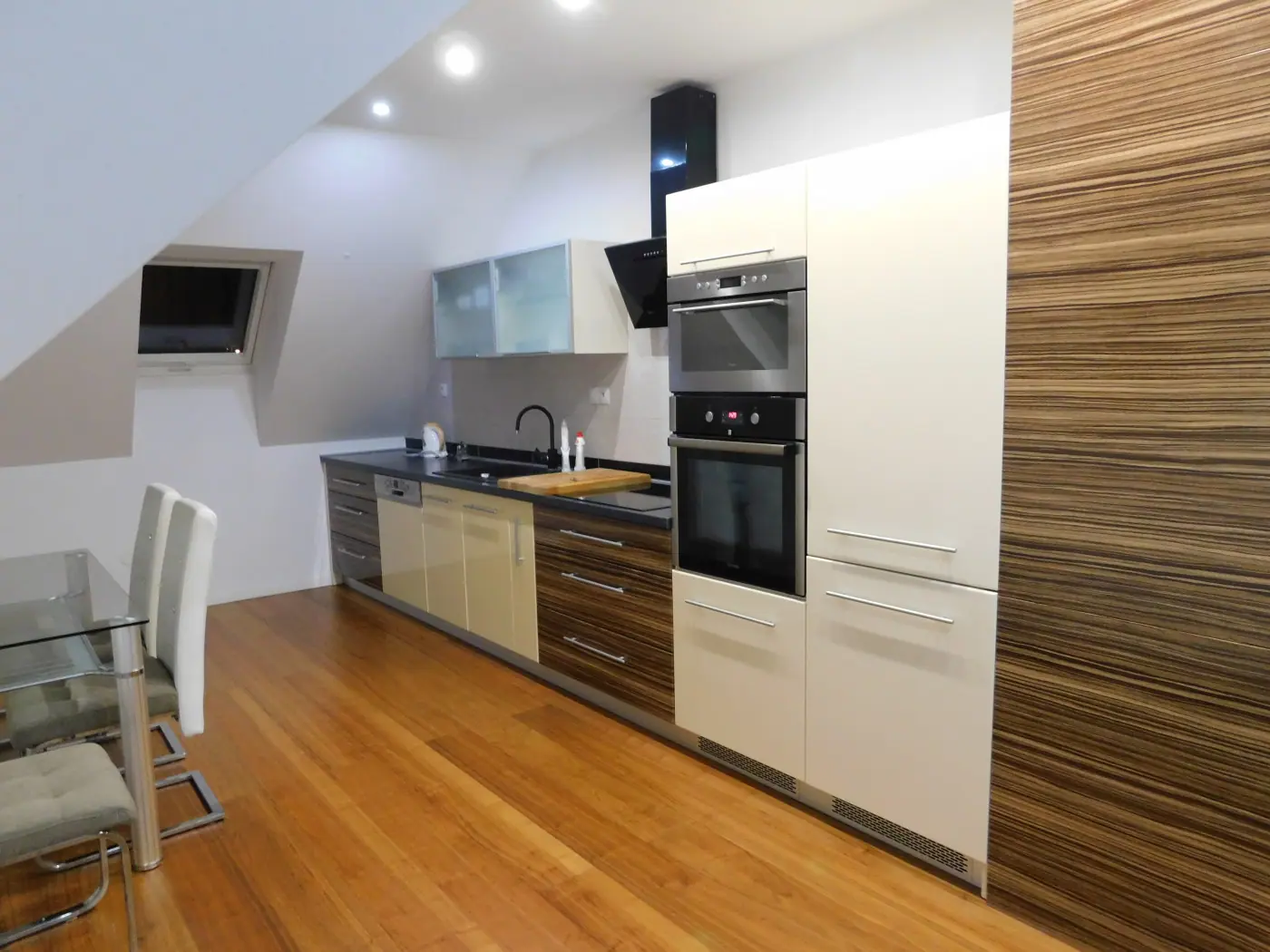 Apartmán č. 3 – veľká kuchyňa