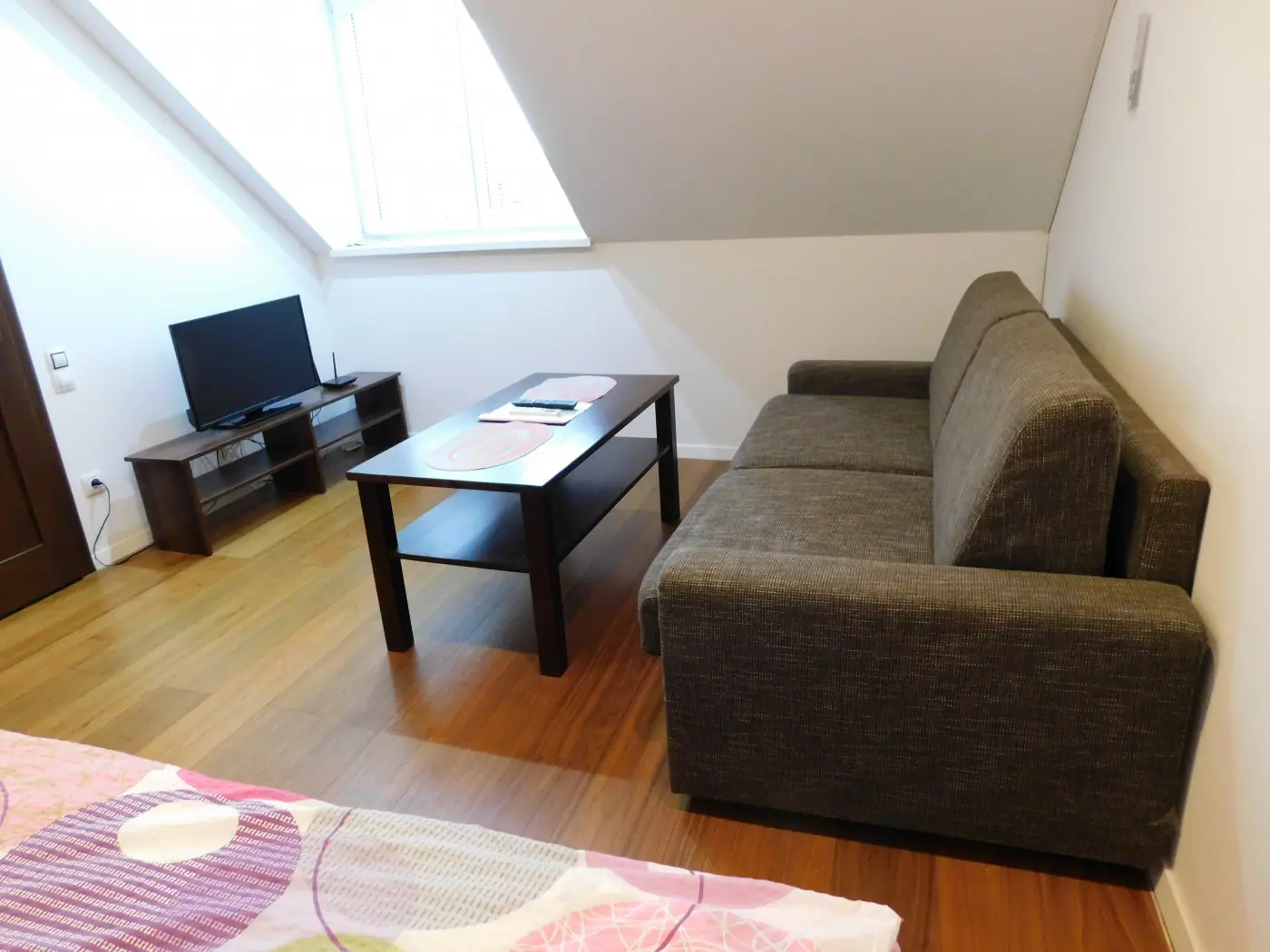 Apartmán č. 4 – sedenie v spálni